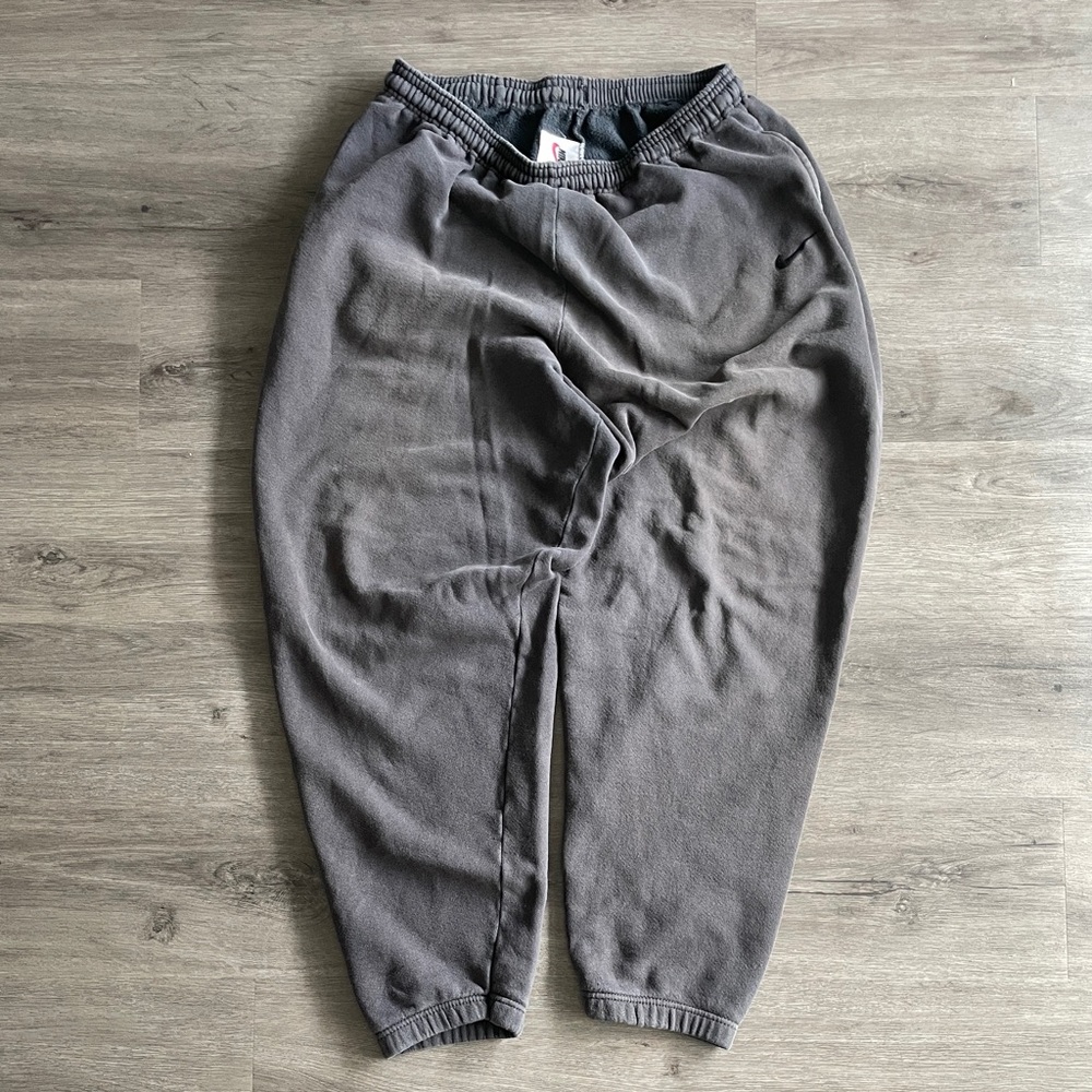 Vintage 90’s Nike USA “Sun faded” Baggy Sweat Pants (Sz.XL)